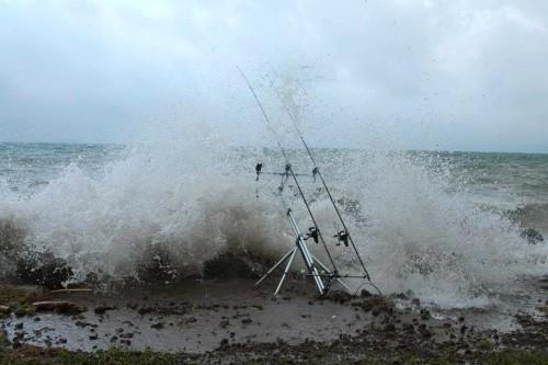 poze adunate - rough-weather-2-lake-bolsena-e1367428472119.jpg